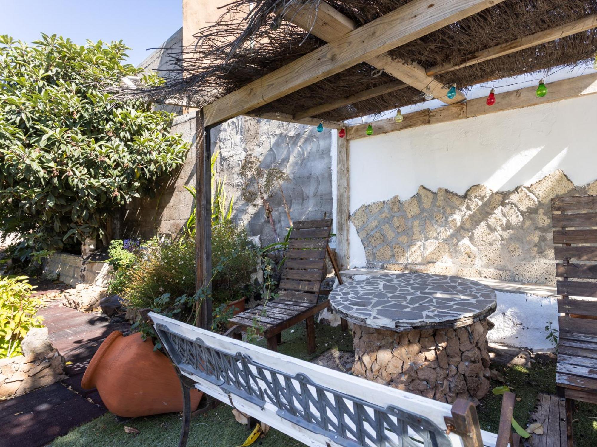 Live Candelaria Araya Muy Mia Exterior photo
